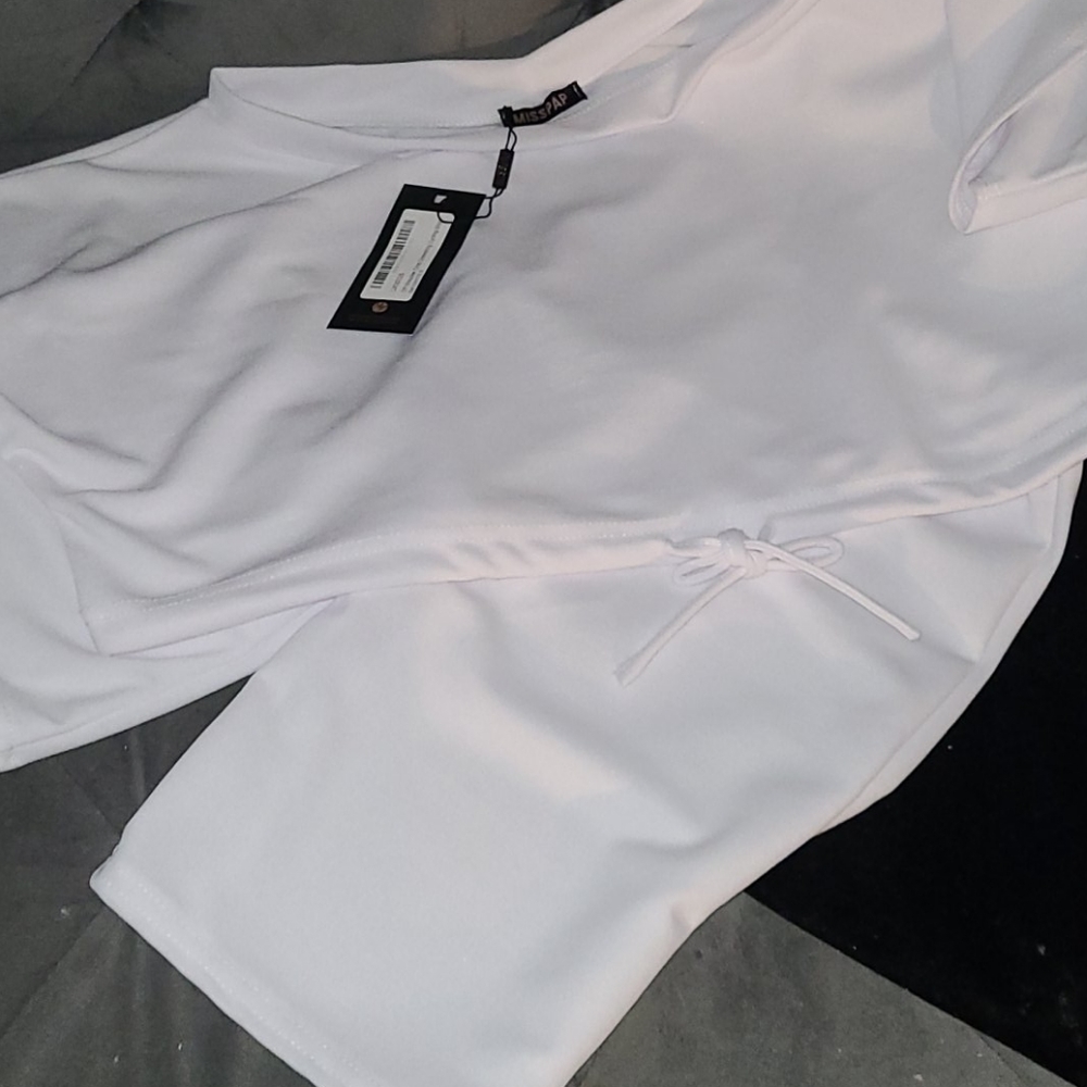 ALL WHITE CROP TOP/BIKER SHORT SET